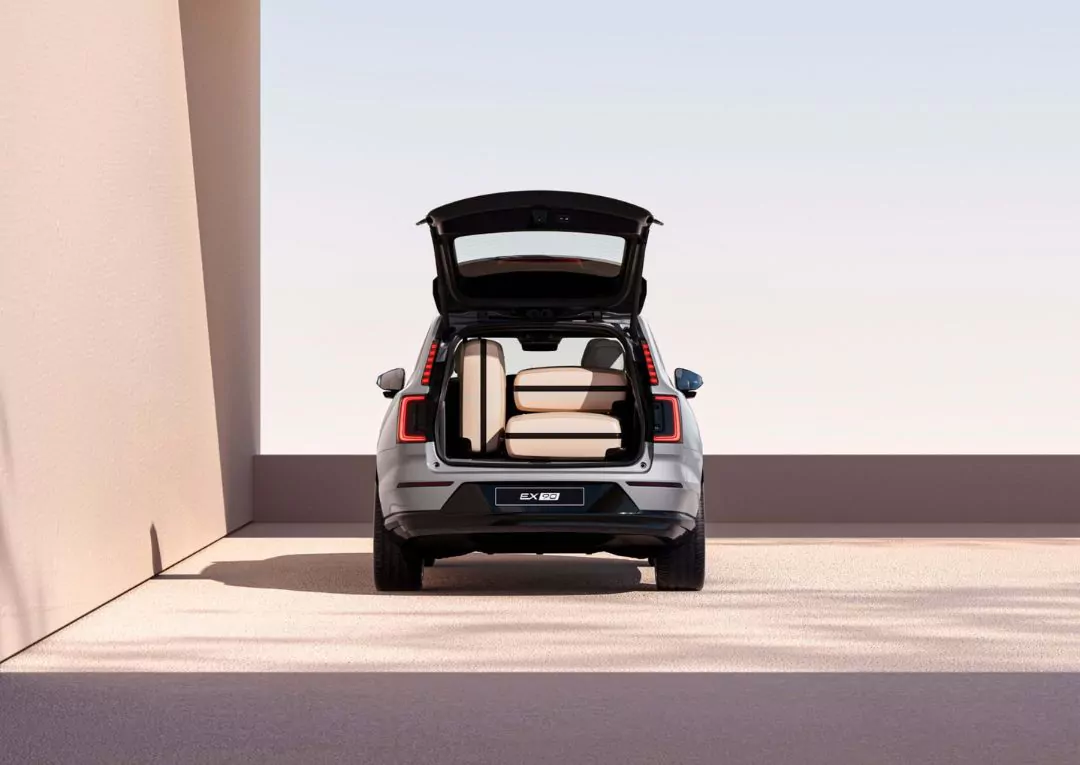 Volvo EX90