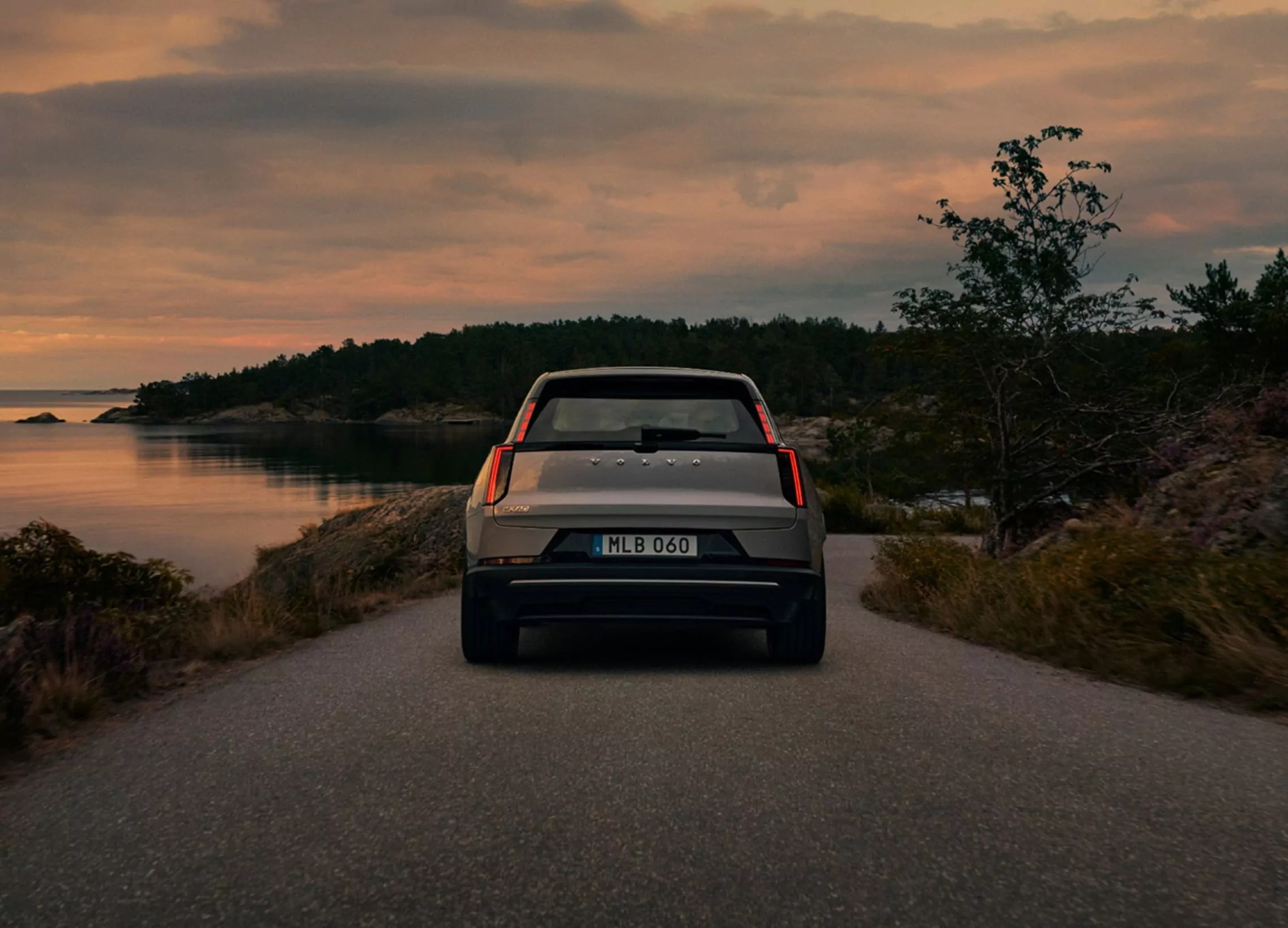 Volvo EX60