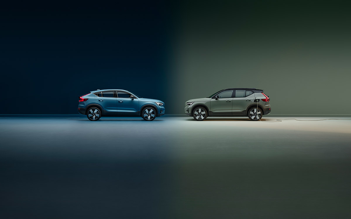 zwei Volvo-Modelle - Volvo Zug