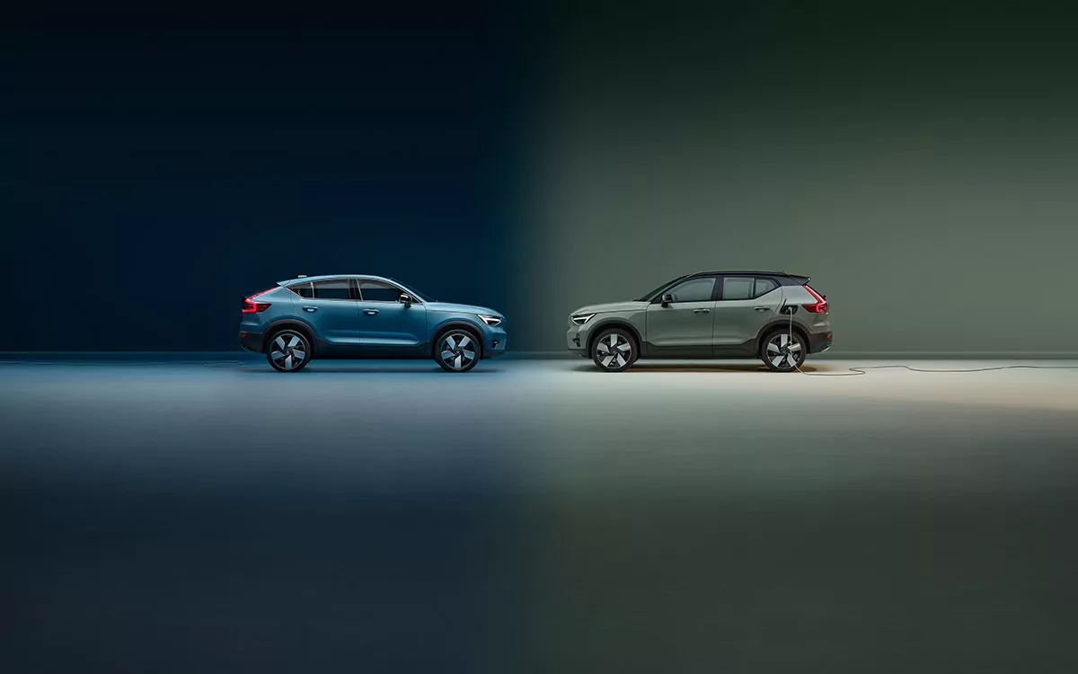 zwei Volvo-Modelle - Volvo Zug